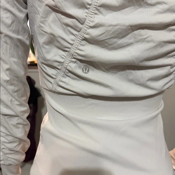 lululemon athletica Light Ivory Hooded Zip Jacket - Picture 5 of 5